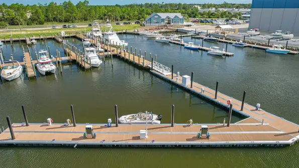 marinatechnologoes-projects-Point-South-Marina-header