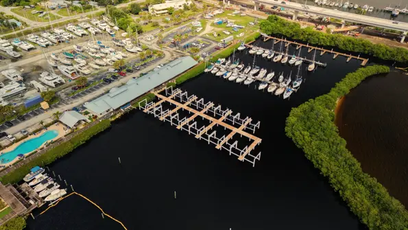 marinatechnologies-projects-Safe-Harbor-Harbortown-Marina-header.webp